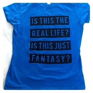 Blue T shirt with quote
